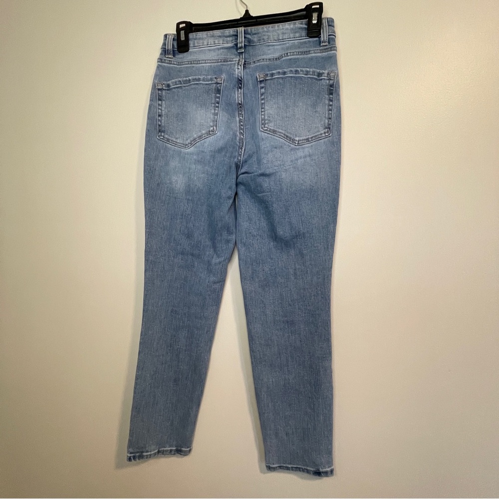 Women's High Rise Blue Jeans - Picture 5 of 6